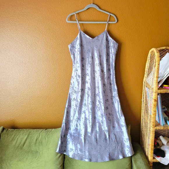 Vintage Nightgown - Picture 2 of 9